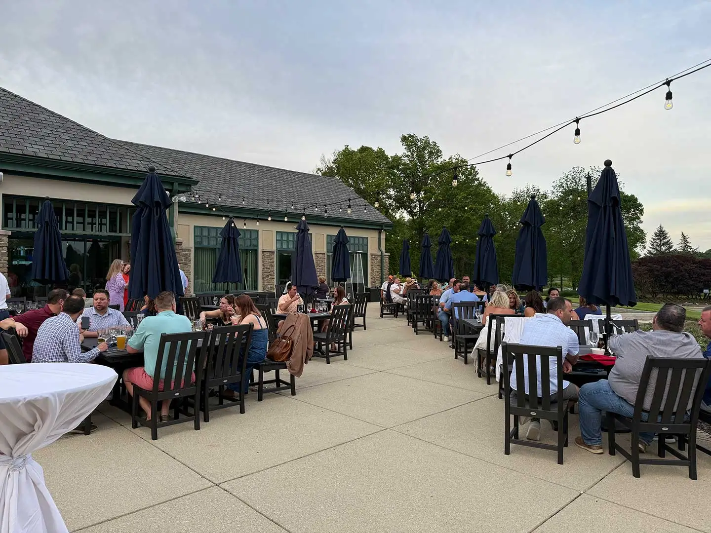 Welcome dinner at Medalian country club